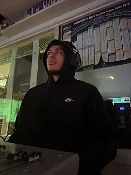 Snapshot of StrokingDaddy4 chatting on 12, 1, 2026 StrokingDaddy4 online show from 12, 1, 2026