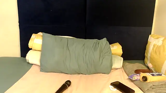 Sexy-Momo online show from 20, 10, 2025