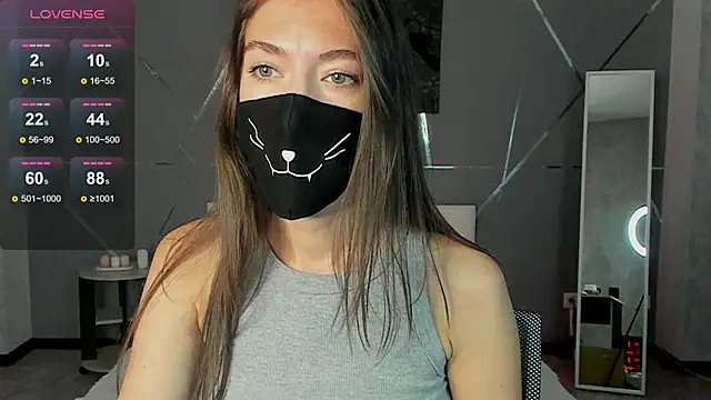 Snapshot of take_me_to_moon chatting on 15, 9, 2025 take me to moon online show from 15, 9, 2025