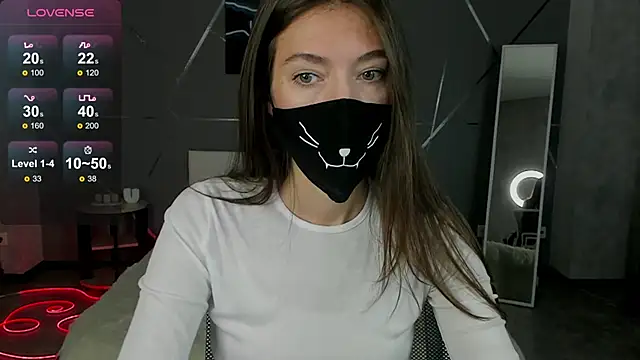 Snapshot of take_me_to_moon chatting on 23, 9, 2025 take me to moon online show from 23, 9, 2025