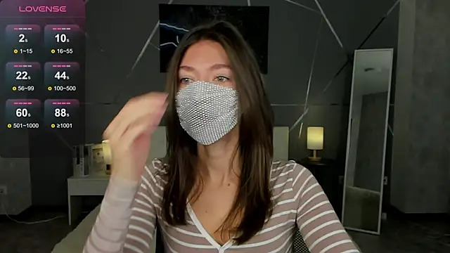 Snapshot of take_me_to_moon chatting on 13, 10, 2025 take me to moon online show from 13, 10, 2025