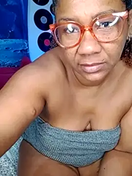 Snapshot of analgetica chatting on 24, 7, 2026 analgetica online show from 24, 7, 2026