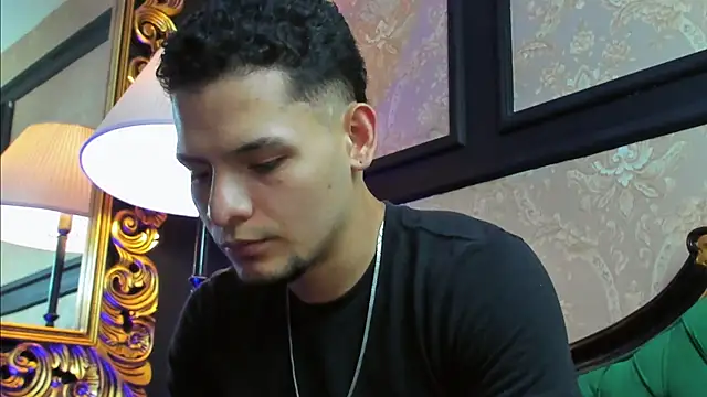 Snapshot of AlessandroKiing chatting on 25, 7, 2026 AlessandroKiing online show from 25, 7, 2026