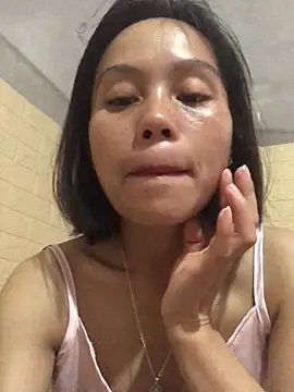 Snapshot of QuingLin chatting on 10, 9, 2025 QuingLin online show from 10, 9, 2025