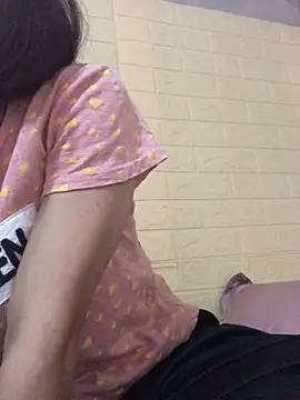 Snapshot of QuingLin chatting on 14, 9, 2025 QuingLin online show from 14, 9, 2025