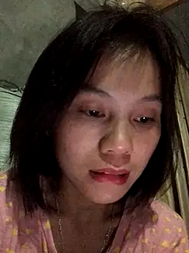 Snapshot of QuingLin chatting on 19, 10, 2025 QuingLin online show from 19, 10, 2025