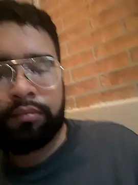 Snapshot of Asdfg0001 chatting on 5, 11, 2025 Asdfg0001 online show from 5, 11, 2025