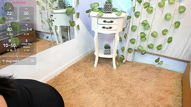 ZaharaSkylar online show from 30, 10, 2025