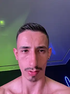 Snapshot of Damartinez27 chatting on 29, 10, 2025 Damartinez27 online show from 29, 10, 2025