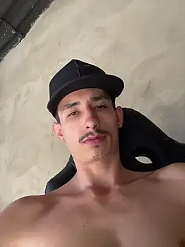 Snapshot of Damartinez27 chatting on 14, 1, 2026 Damartinez27 online show from 14, 1, 2026