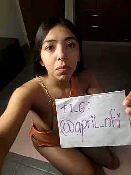 missapril0101 online show from 18, 4, 2026