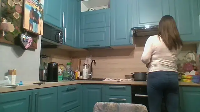 ALICAINWONDERLAND online show from 4, 11, 2025