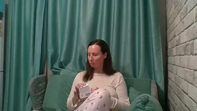 ALICAINWONDERLAND online show from 22, 11, 2025