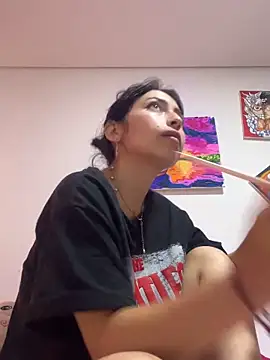 Snapshot of larsonbeverly chatting on 12, 3, 2026 larsonbeverly online show from 12, 3, 2026