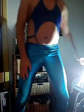 toywood online show from 12, 11, 2025