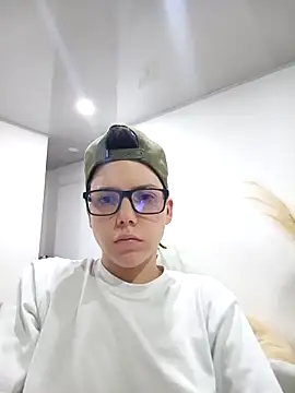 Snapshot of SpencerMontgomery chatting on 16, 11, 2025 SpencerMontgomery online show from 16, 11, 2025