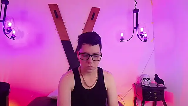 Snapshot of SpencerMontgomery chatting on 26, 11, 2025 SpencerMontgomery online show from 26, 11, 2025