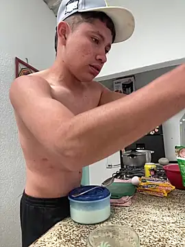 Snapshot of elfernh chatting on 22, 12, 2025 elfernh online show from 22, 12, 2025