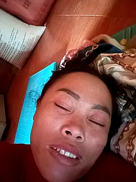 CoMay003 online show from 30, 10, 2025