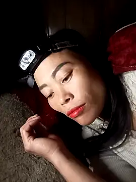 CoMay003 online show from 17, 11, 2025