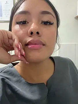 Snapshot of Mariaotalvaro chatting on 29, 9, 2025 Mariaotalvaro online show from 29, 9, 2025