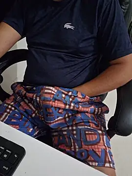 Carloskasado online show from 5, 11, 2025