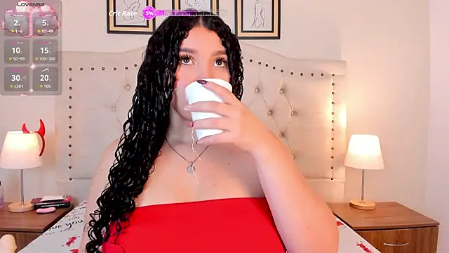 cristhi esterling online show from 4, 12, 2025