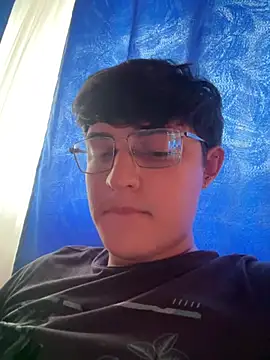 Snapshot of yesitwink_ chatting on 28, 3, 2026 yesitwink online show from 28, 3, 2026