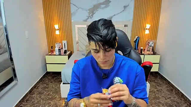 Snapshot of KAROLLJONES1 chatting on 9, 1, 2026 KAROLLJONES1 online show from 9, 1, 2026