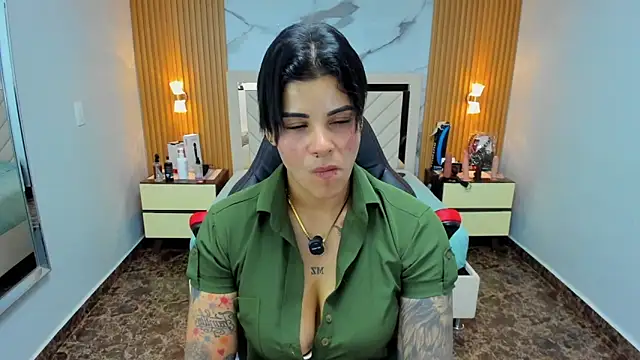 Snapshot of KAROLLJONES1 chatting on 10, 1, 2026 KAROLLJONES1 online show from 10, 1, 2026