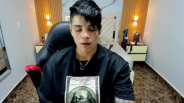 Snapshot of KAROLLJONES1 chatting on 15, 1, 2026 KAROLLJONES1 online show from 15, 1, 2026