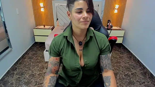 Snapshot of KAROLLJONES1 chatting on 16, 2, 2026 KAROLLJONES1 online show from 16, 2, 2026