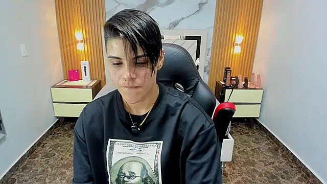 Snapshot of KAROLLJONES1 chatting on 18, 2, 2026 KAROLLJONES1 online show from 18, 2, 2026