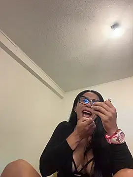 Snapshot of princesaliay chatting on 24, 3, 2026 princesaliay online show from 24, 3, 2026