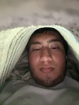 Snapshot of luan_star01 chatting on 4, 10, 2025 luan star01 online show from 4, 10, 2025