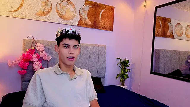 Snapshot of Room_69x chatting on 22, 9, 2025 Room 69x online show from 22, 9, 2025