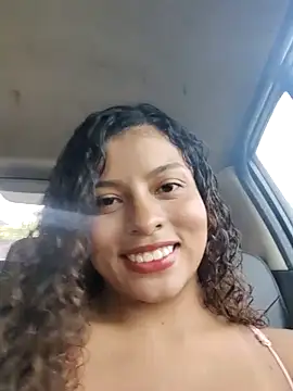 Snapshot of Lulupeach69 chatting on 30, 10, 2025 Lulupeach69 online show from 30, 10, 2025