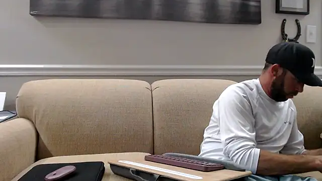 Snapshot of JM71325 chatting on 19, 6, 2026 JM71325 online show from 19, 6, 2026