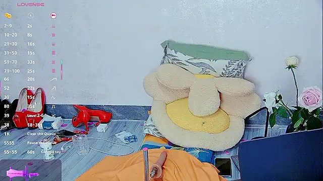 Solsken  online show from 27, 9, 2025