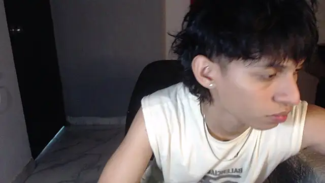 Snapshot of sung_yol chatting on 27, 9, 2025 sung yol online show from 27, 9, 2025