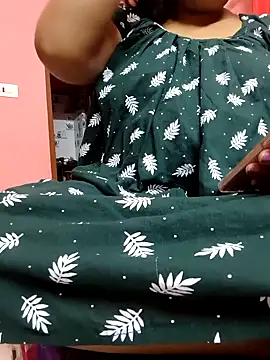 Snapshot of Cute-Swewty chatting on 21, 4, 2026 Cute-Swewty online show from 21, 4, 2026