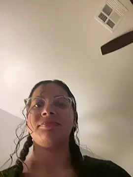 vixxnovalee online show from 27, 2, 2026