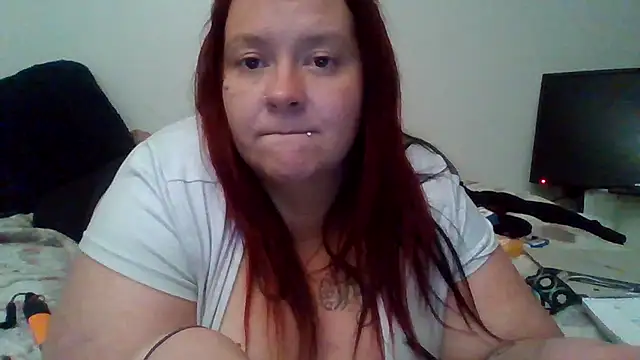 Snapshot of ThickkkMama420 chatting on 29, 10, 2025 ThickkkMama420 online show from 29, 10, 2025