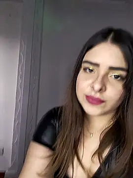 Nahomy cm online show from 31, 10, 2025