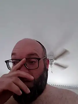 Snapshot of unknown_man69 chatting on 19, 4, 2026 unknown man69 online show from 19, 4, 2026