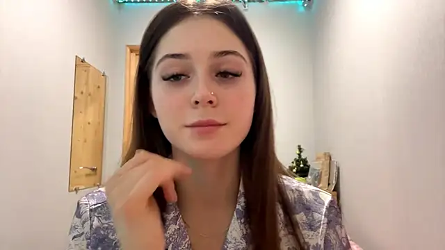 Adel strongwoman online show from 7, 1, 2026