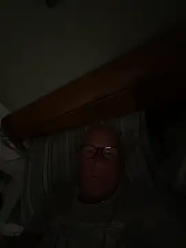 Snapshot of philefc chatting on 28, 9, 2025 philefc online show from 28, 9, 2025