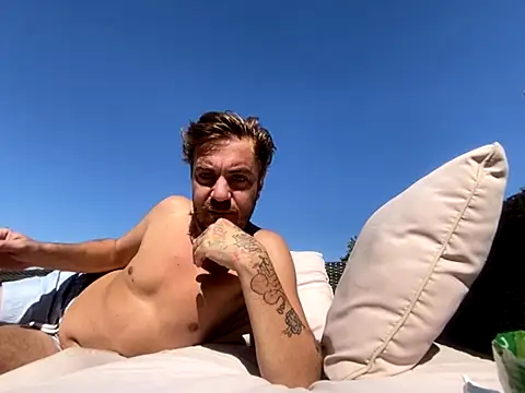 3615-ULLA online show from 18, 9, 2025