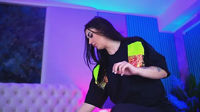 KendraMoon online show from 8, 11, 2025