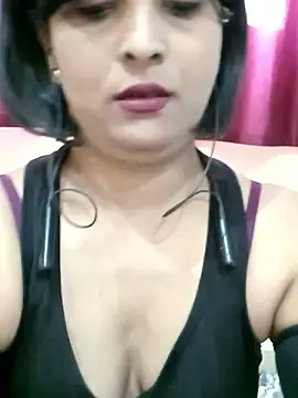 Snapshot of Queen_Kushi4 chatting on 13, 1, 2026 Queen Kushi4 online show from 13, 1, 2026